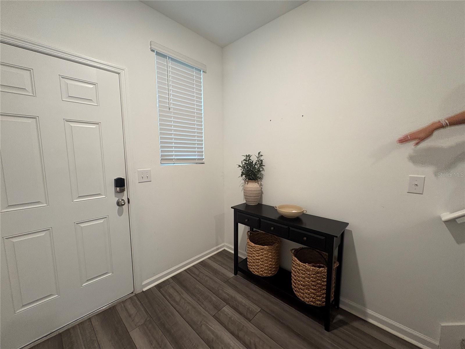 6175 DAERR RIDGE ST — photo 3