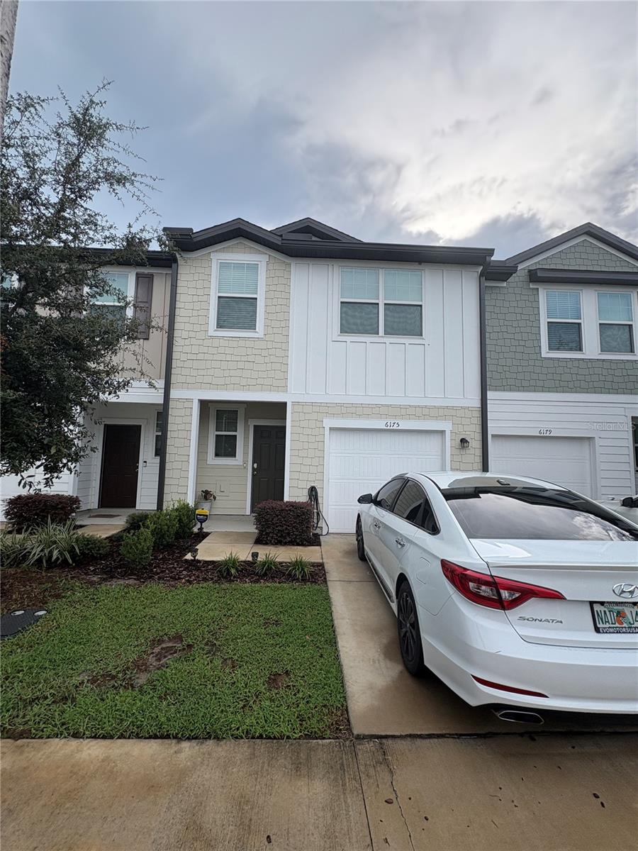 6175 DAERR RIDGE ST — photo 2