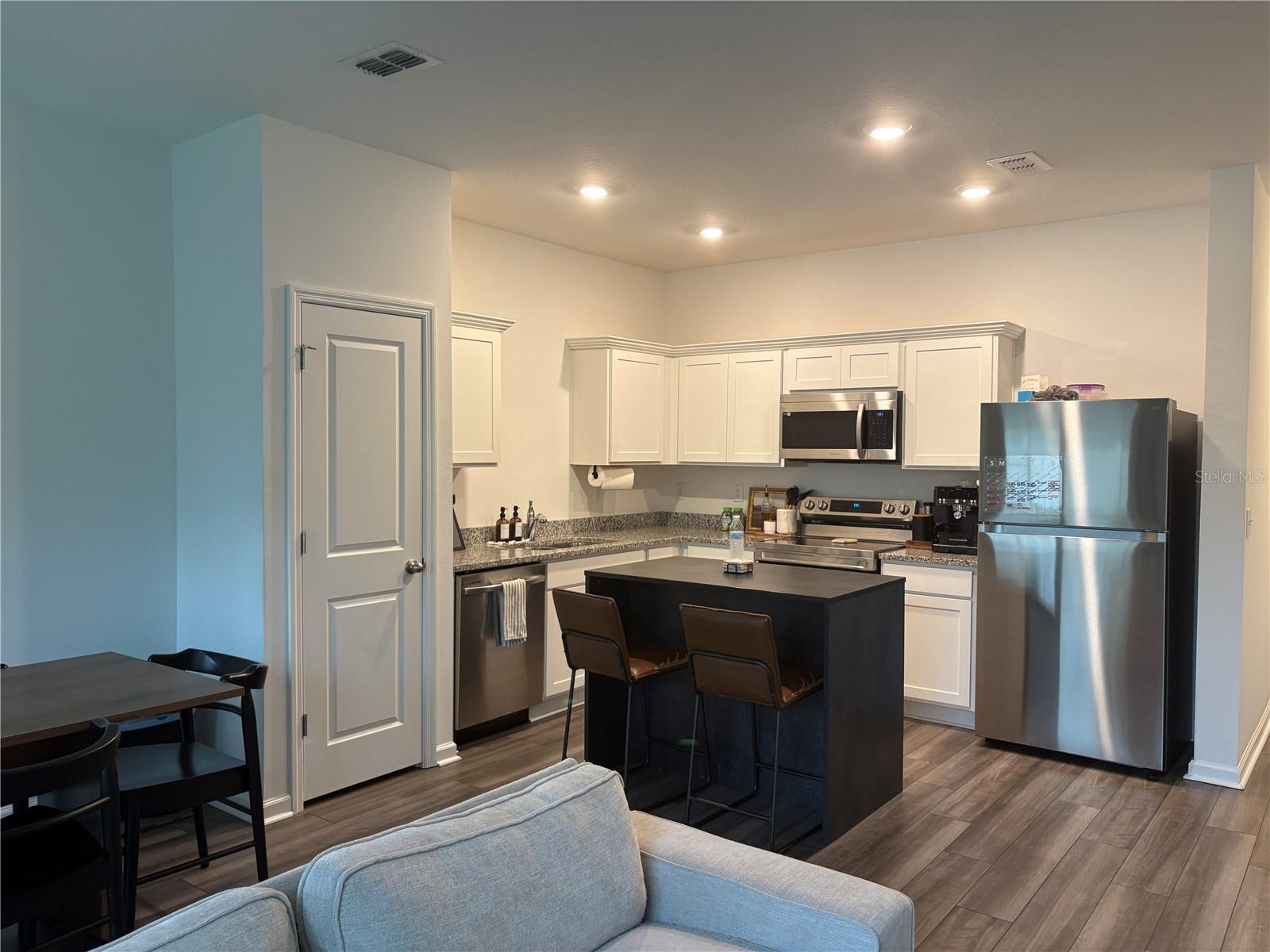 6175 DAERR RIDGE ST — photo 5