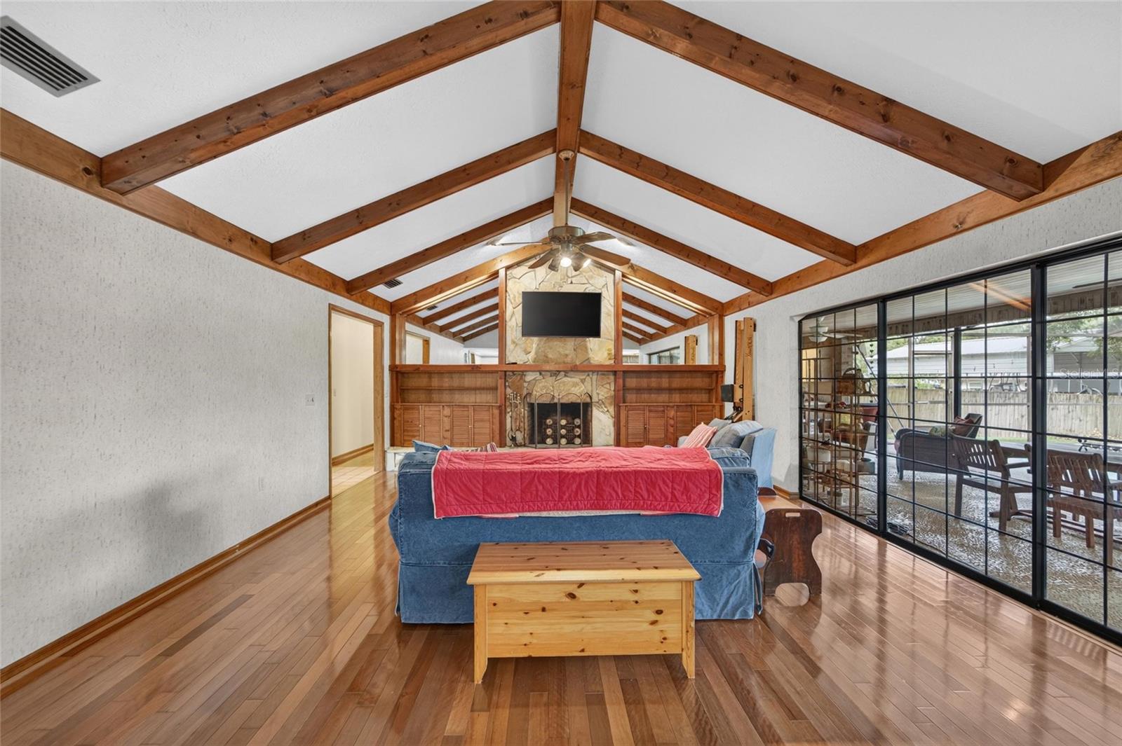 4104 BROOKE DR — photo 30