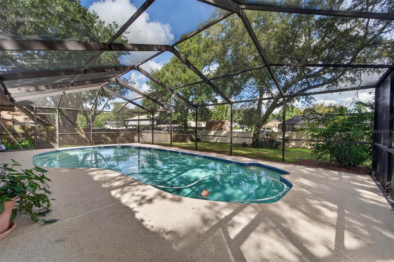 4104 BROOKE DR — photo 2