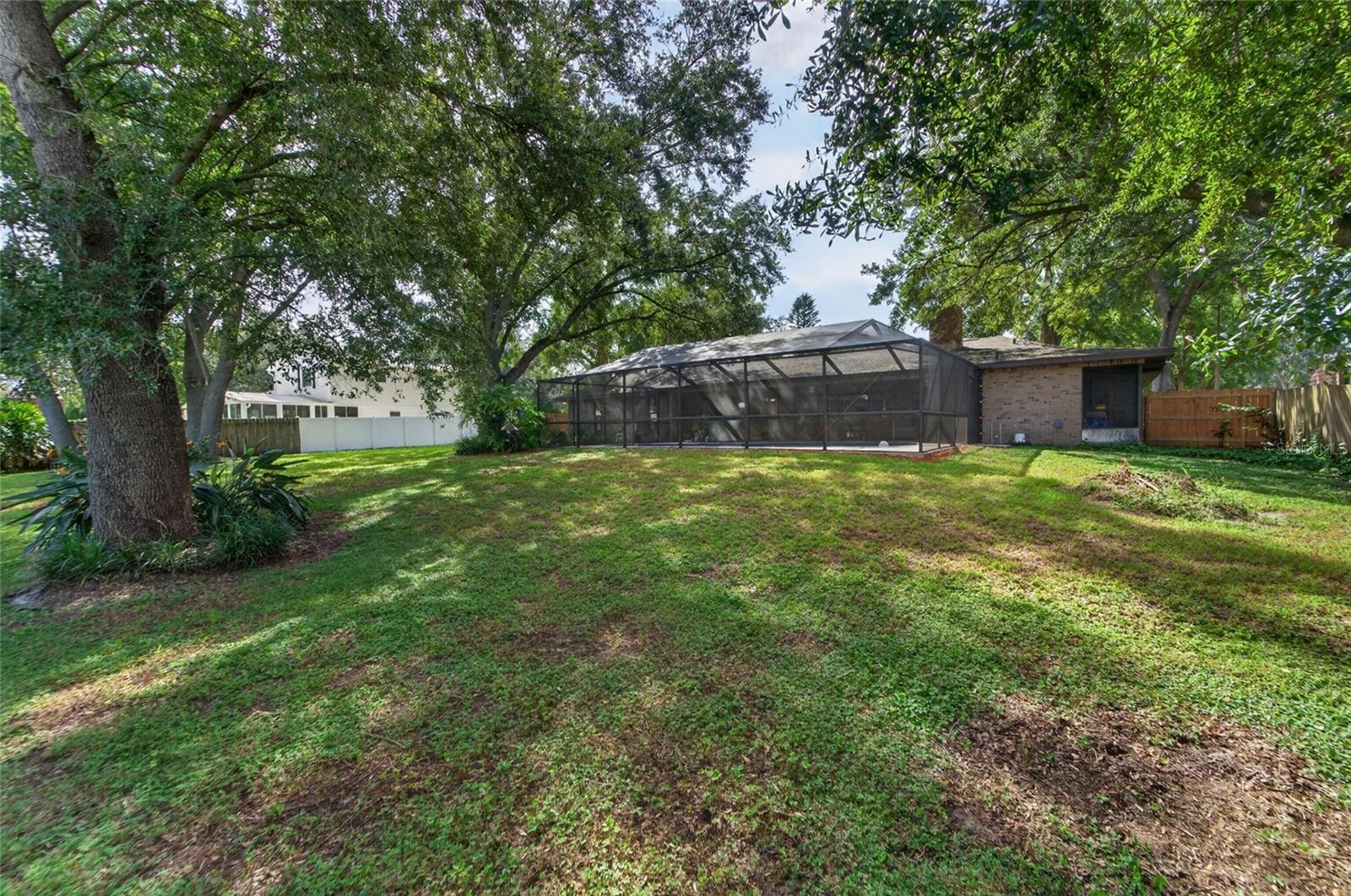 4104 BROOKE DR — photo 58