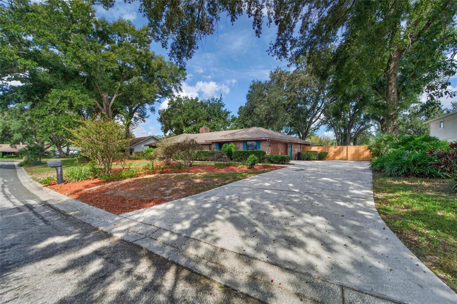 4104 BROOKE DR — photo 8