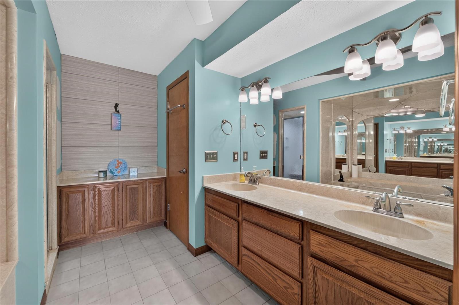 4104 BROOKE DR — photo 38