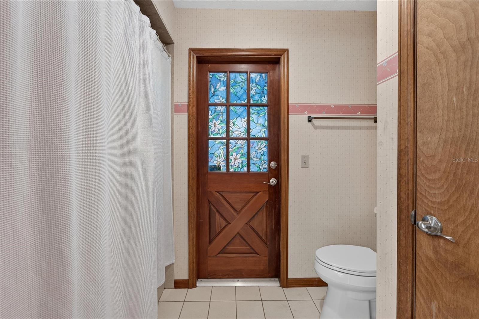 4104 BROOKE DR — photo 42