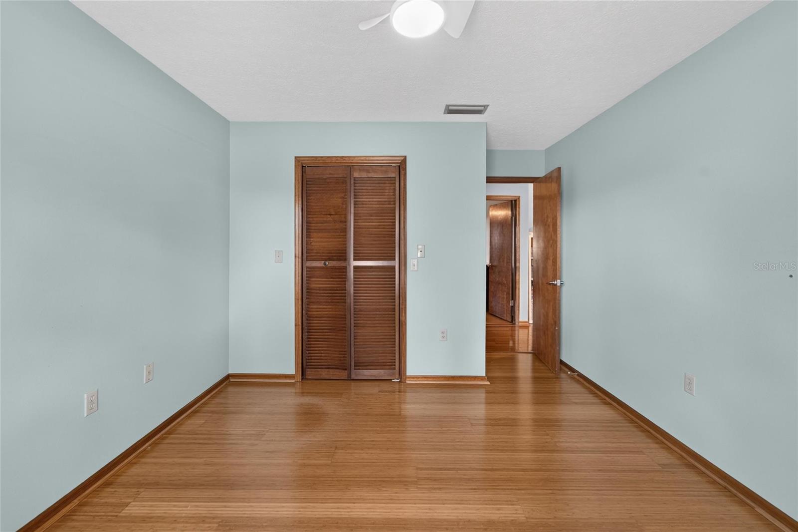 4104 BROOKE DR — photo 46