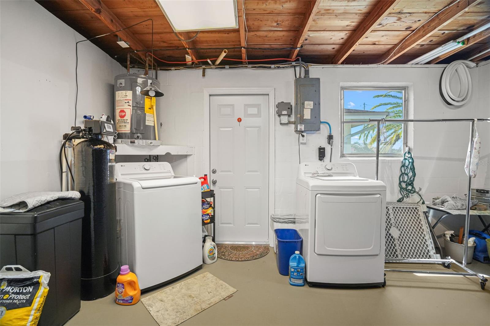 4916 POMPANO DR — photo 29