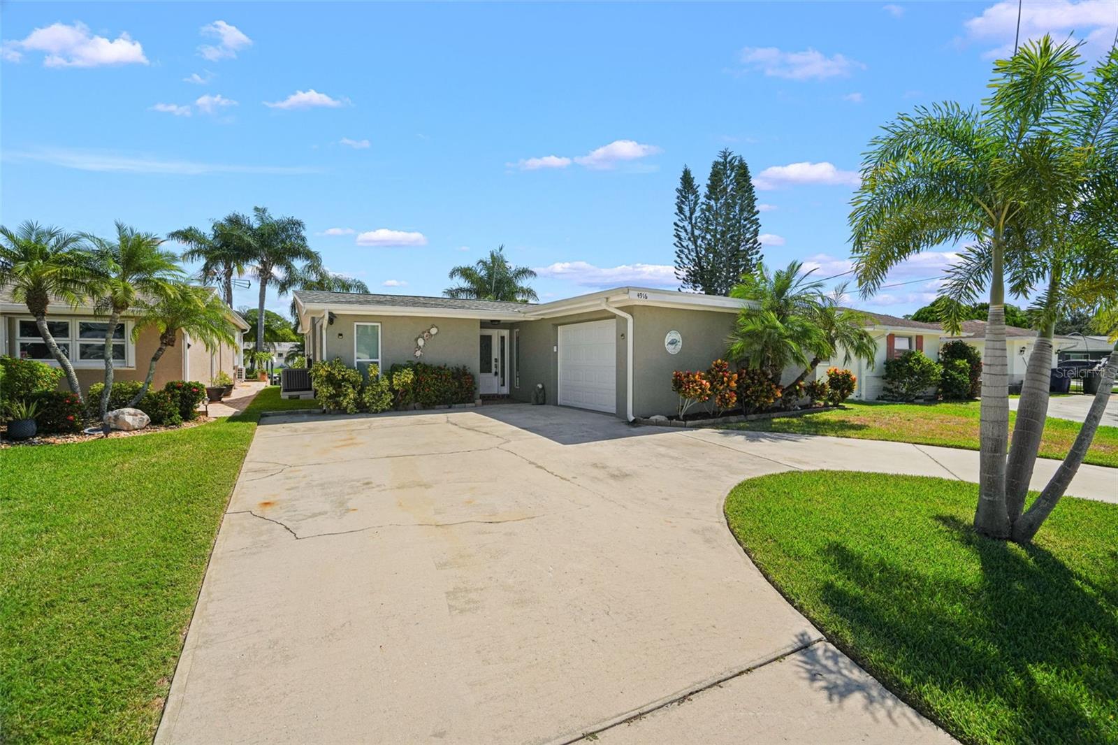 4916 POMPANO DR — photo 47