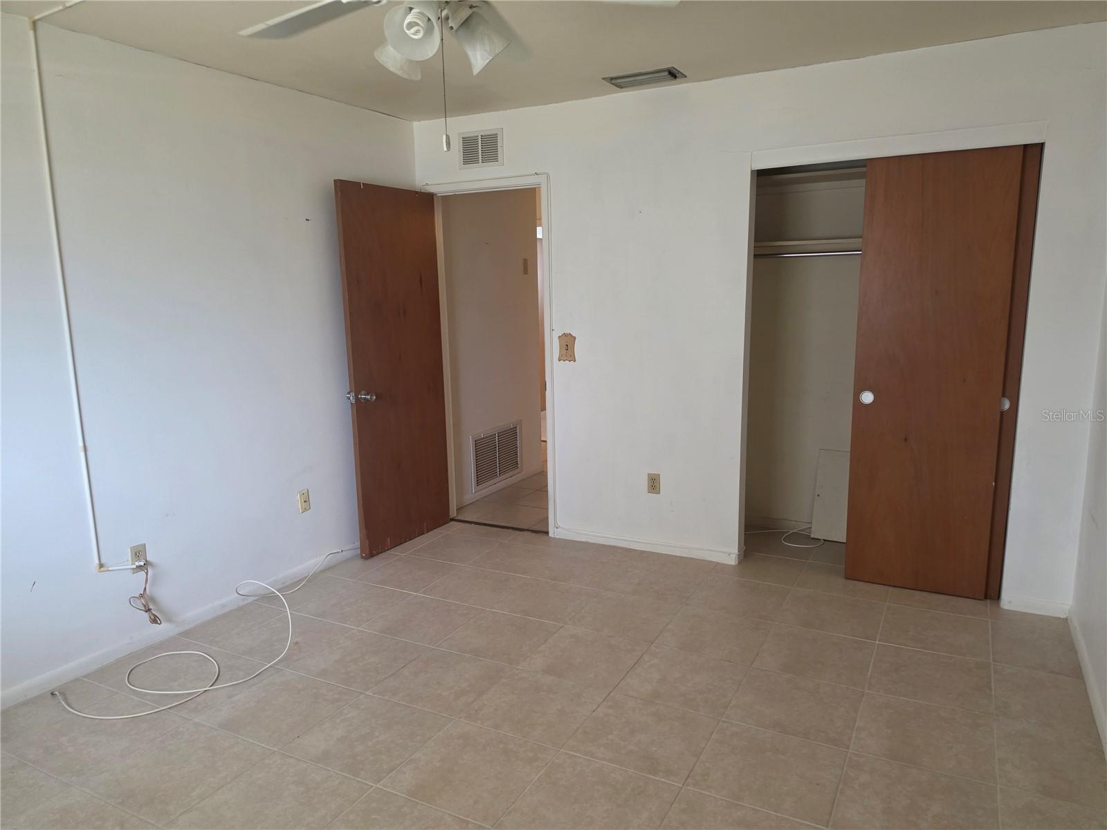 5850 21ST ST N #15 — photo 11
