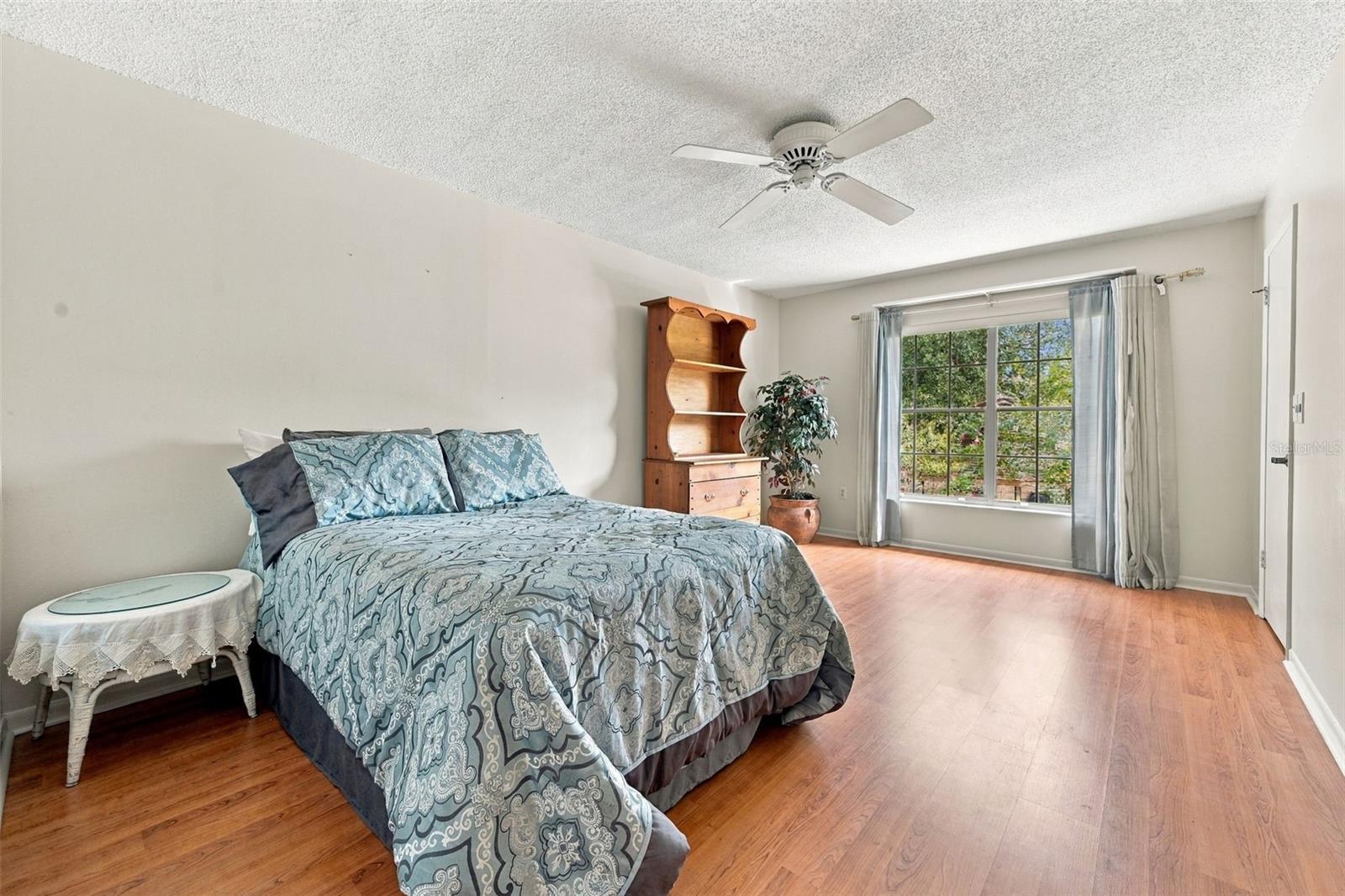 3380 CRYSTAL CT E #P — photo 27