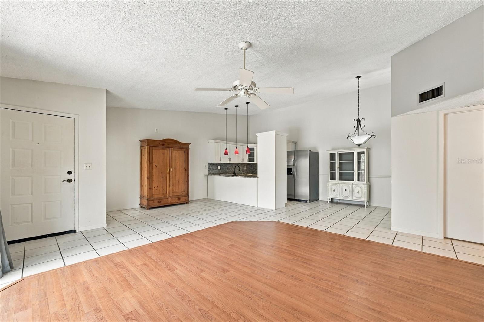 3380 CRYSTAL CT E #P — photo 9