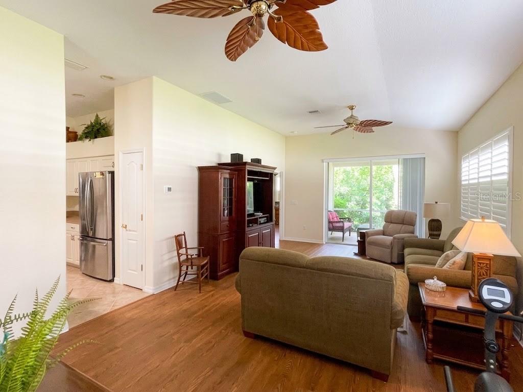 4466 CORSO VENETIA BLVD — photo 2
