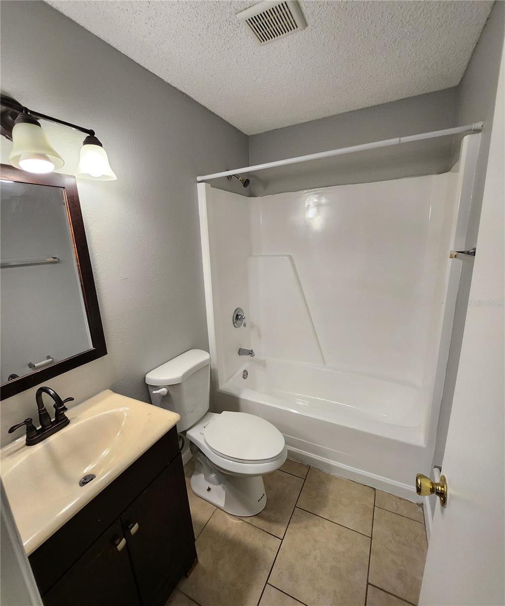 237 THORN TREE PL — photo 15