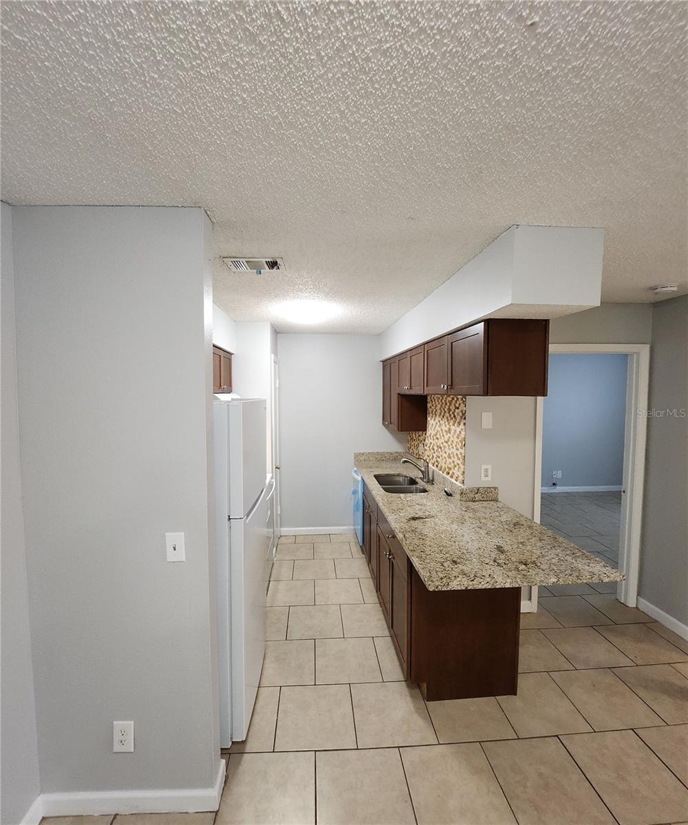237 THORN TREE PL — photo 7