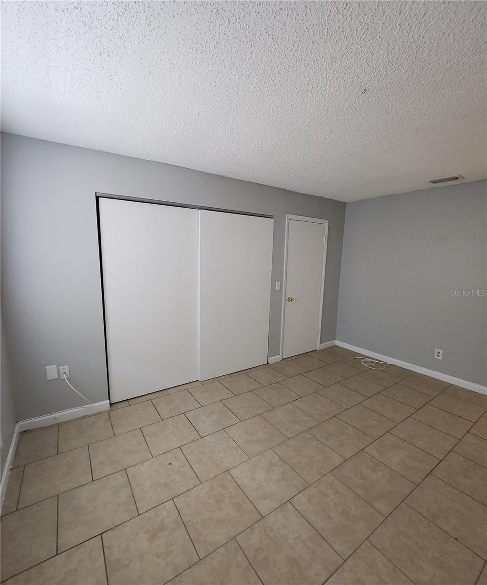 237 THORN TREE PL — photo 12