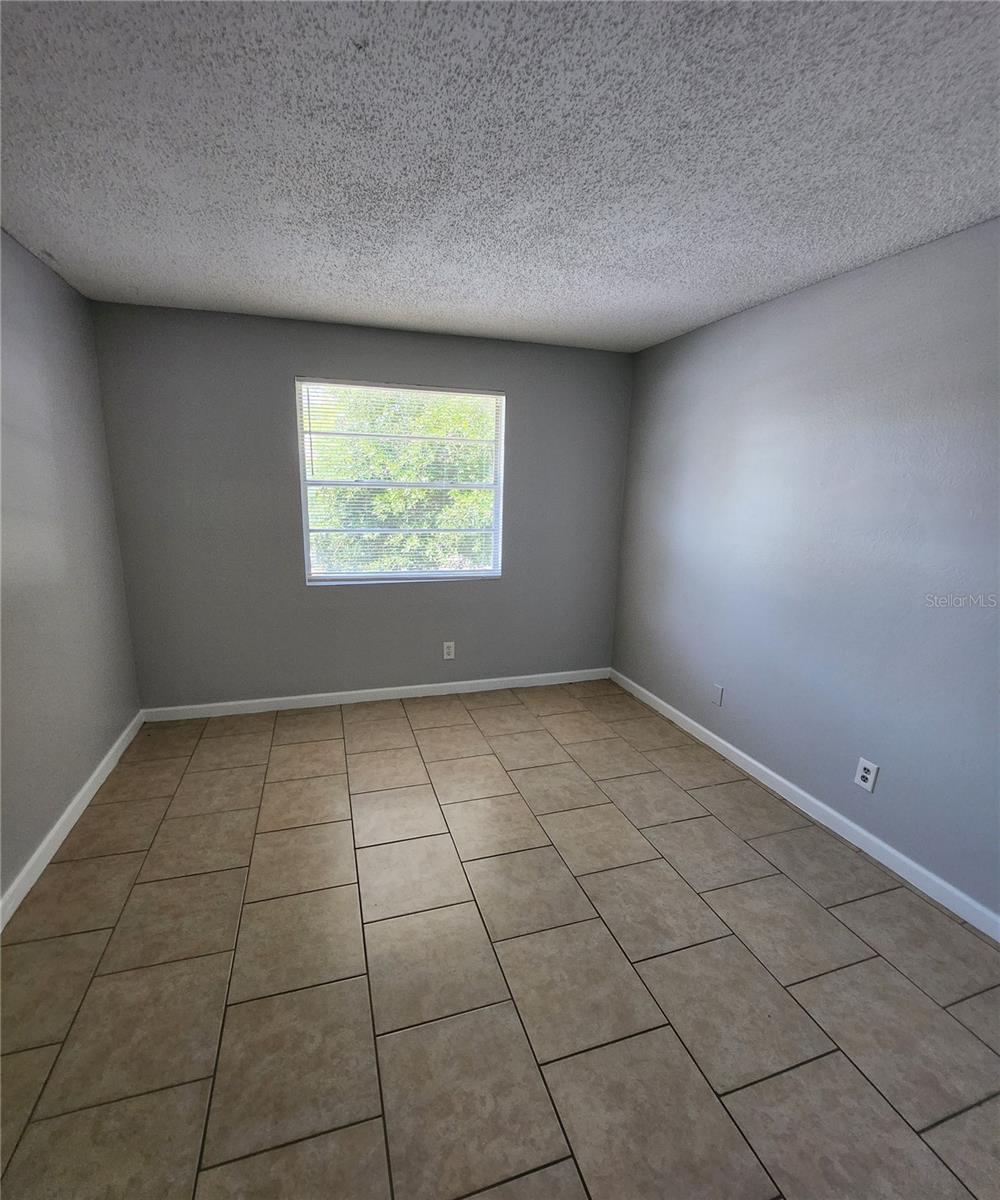 237 THORN TREE PL — photo 11