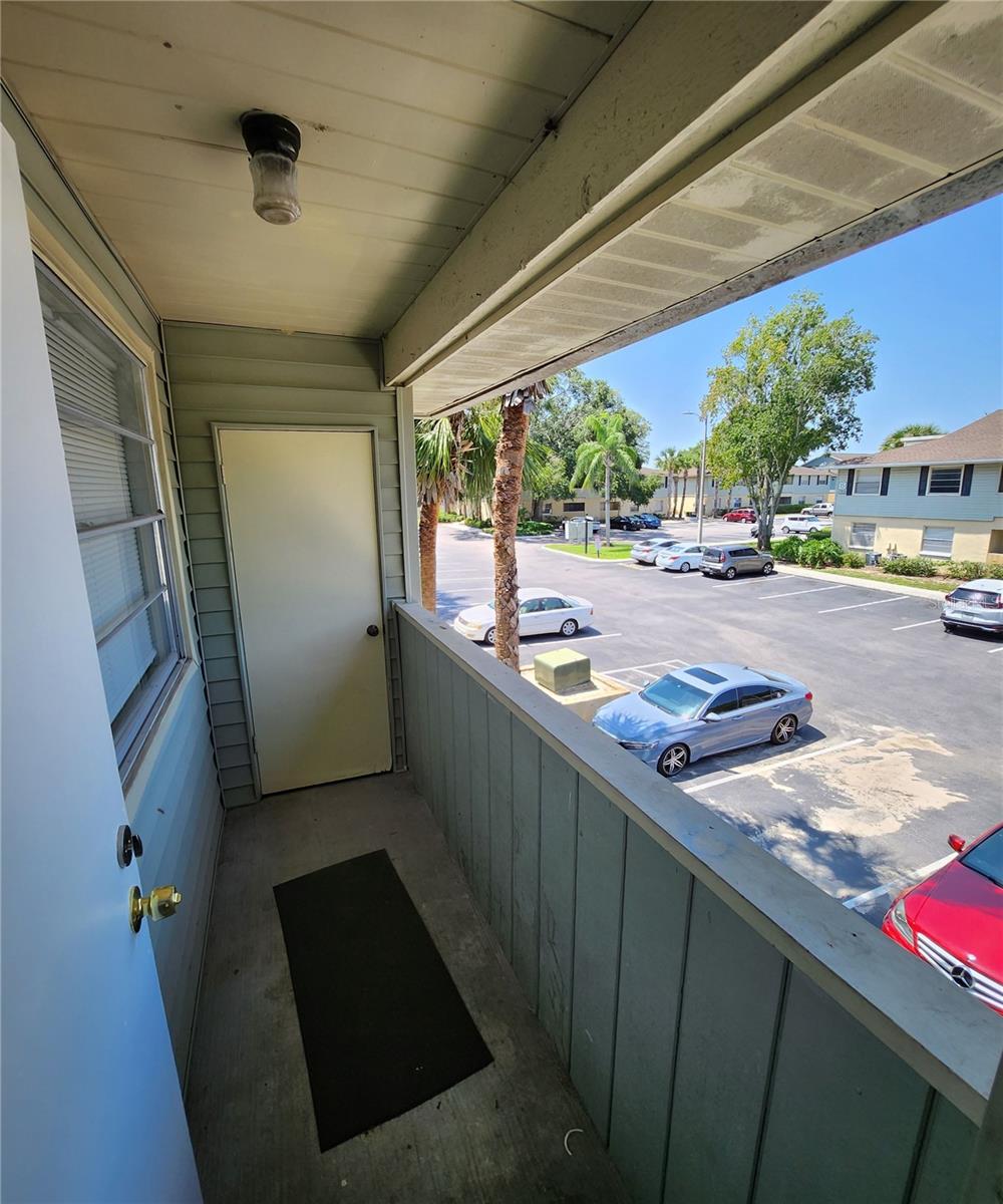 237 THORN TREE PL — photo 17