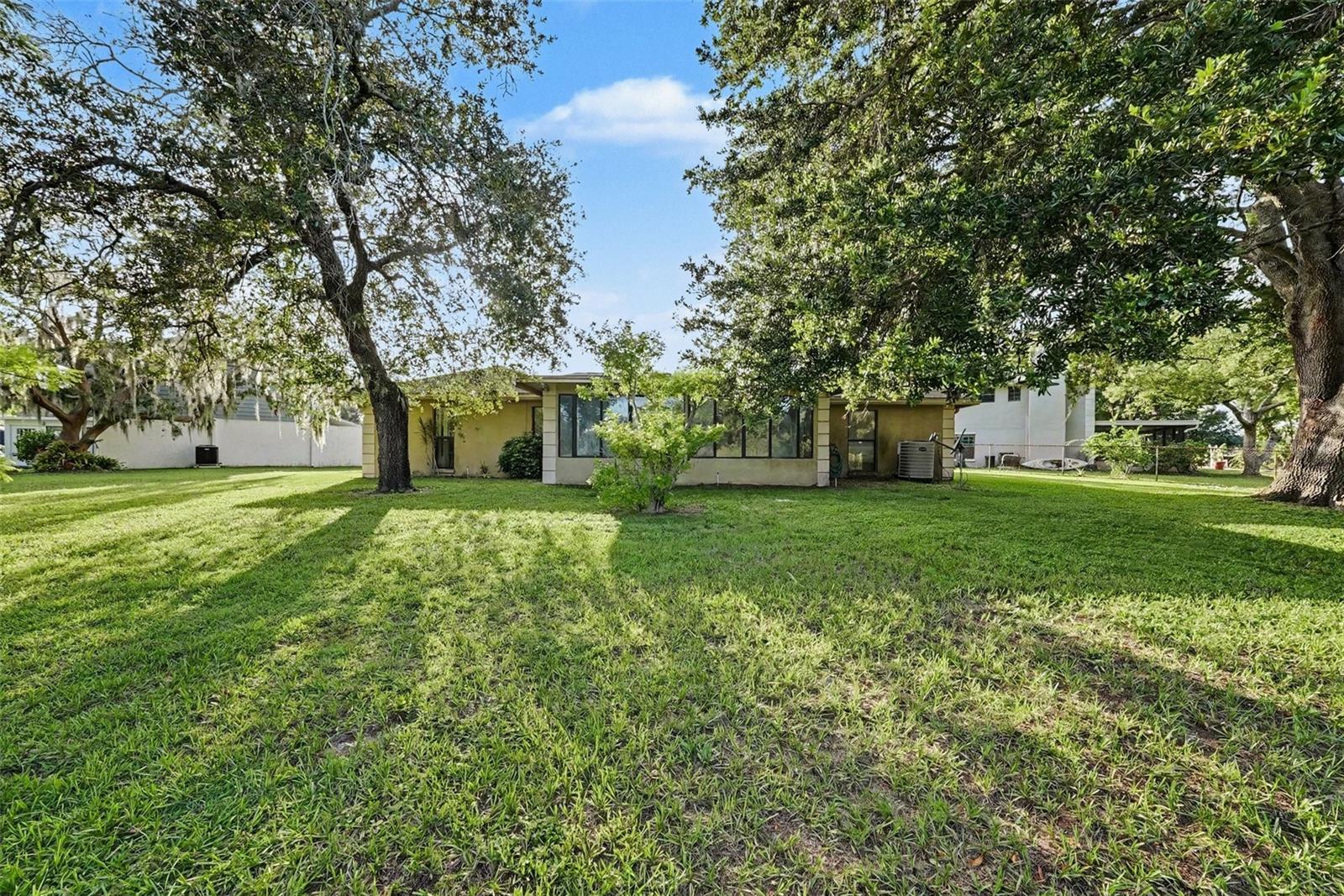 602 SPECK CT — photo 16