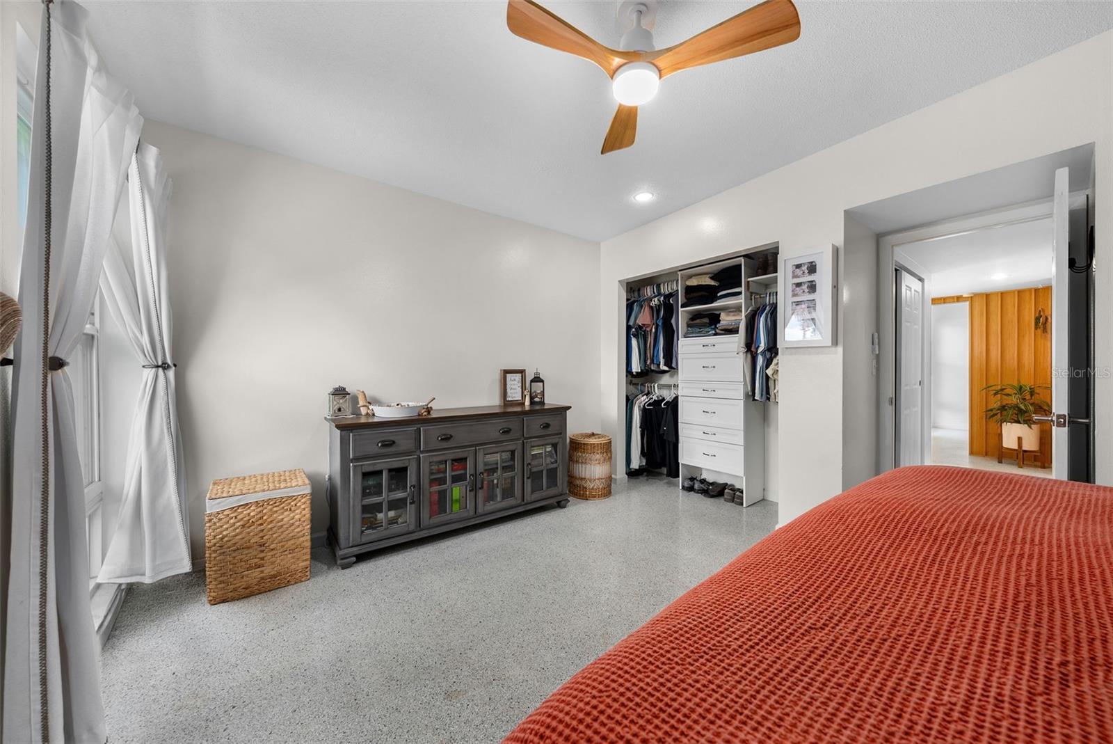 8081 CASCADAS AVE — photo 26