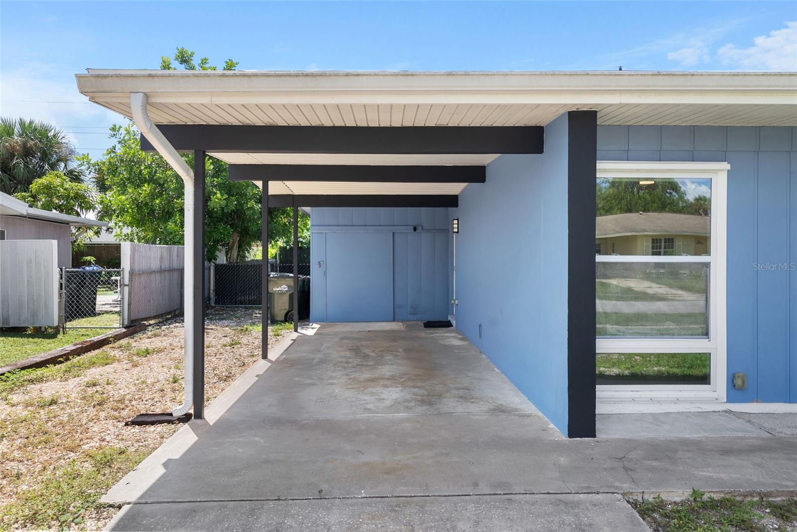 8081 CASCADAS AVE — photo 43