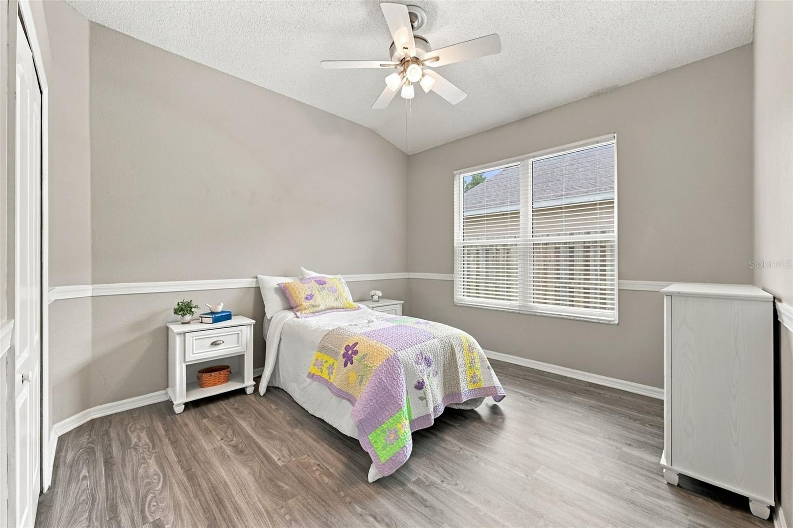 19401 MELODY FAIR PL — photo 26
