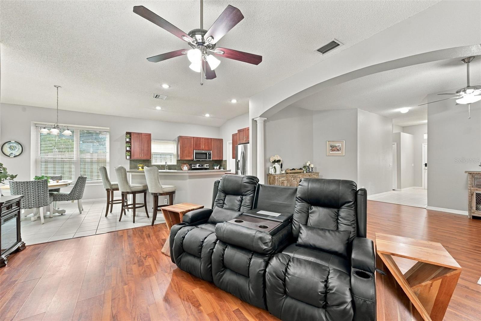 19401 MELODY FAIR PL — photo 8
