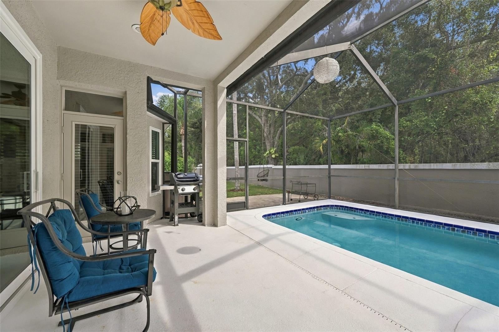 19401 MELODY FAIR PL — photo 32
