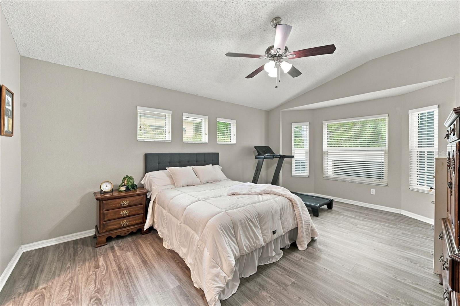 19401 MELODY FAIR PL — photo 20