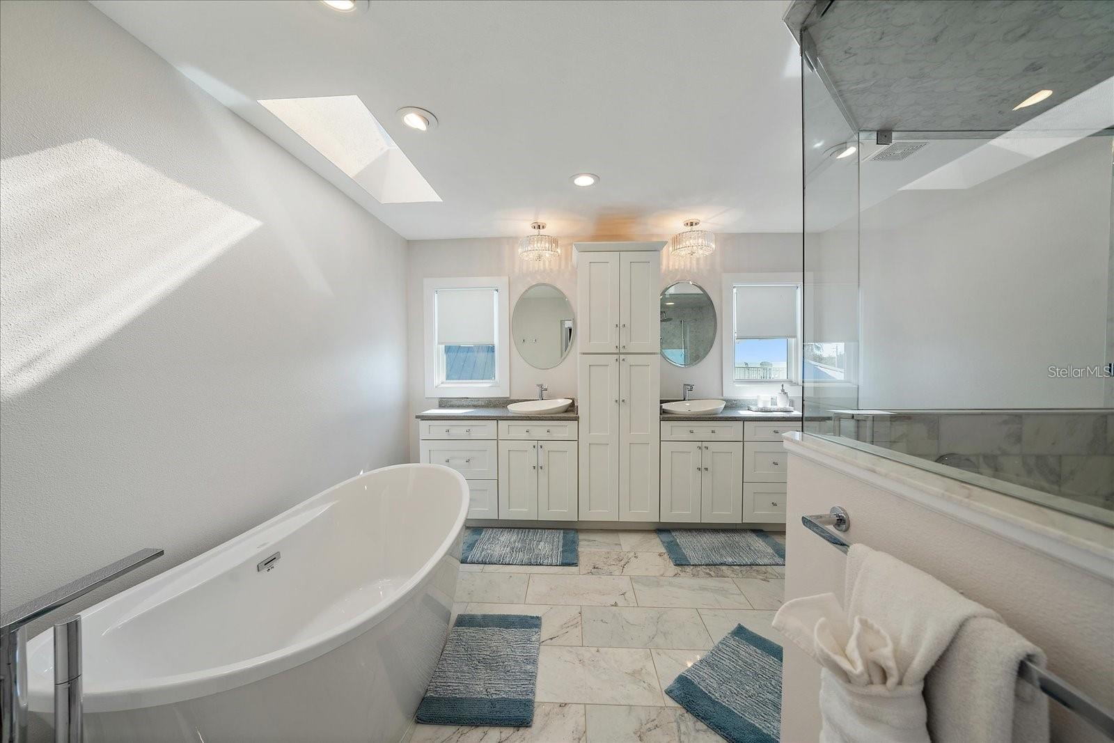 412 S CASEY KEY RD — photo 37