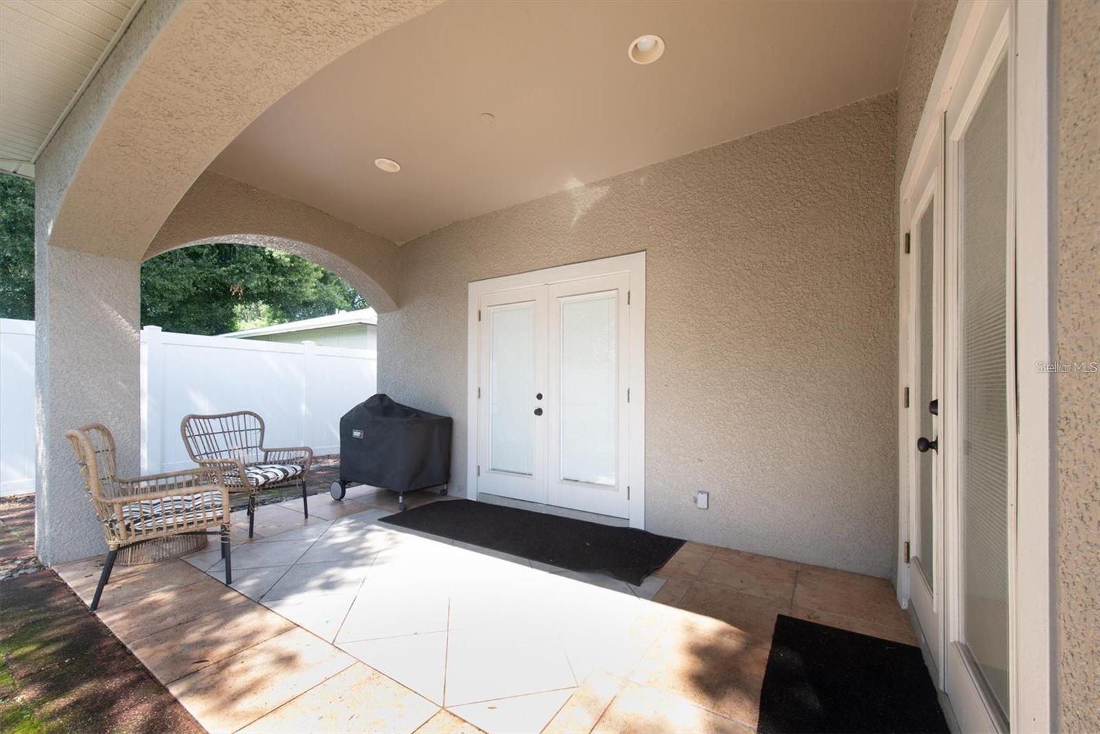 8930 N NEWPORT AVE — photo 38