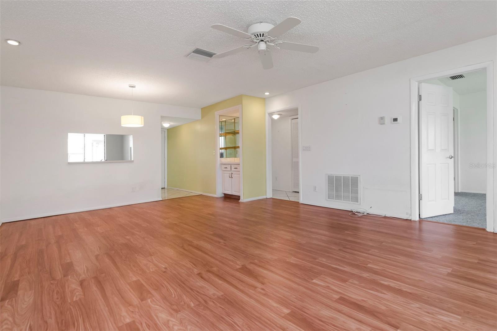 2569 LAURELWOOD DR #11B — photo 19