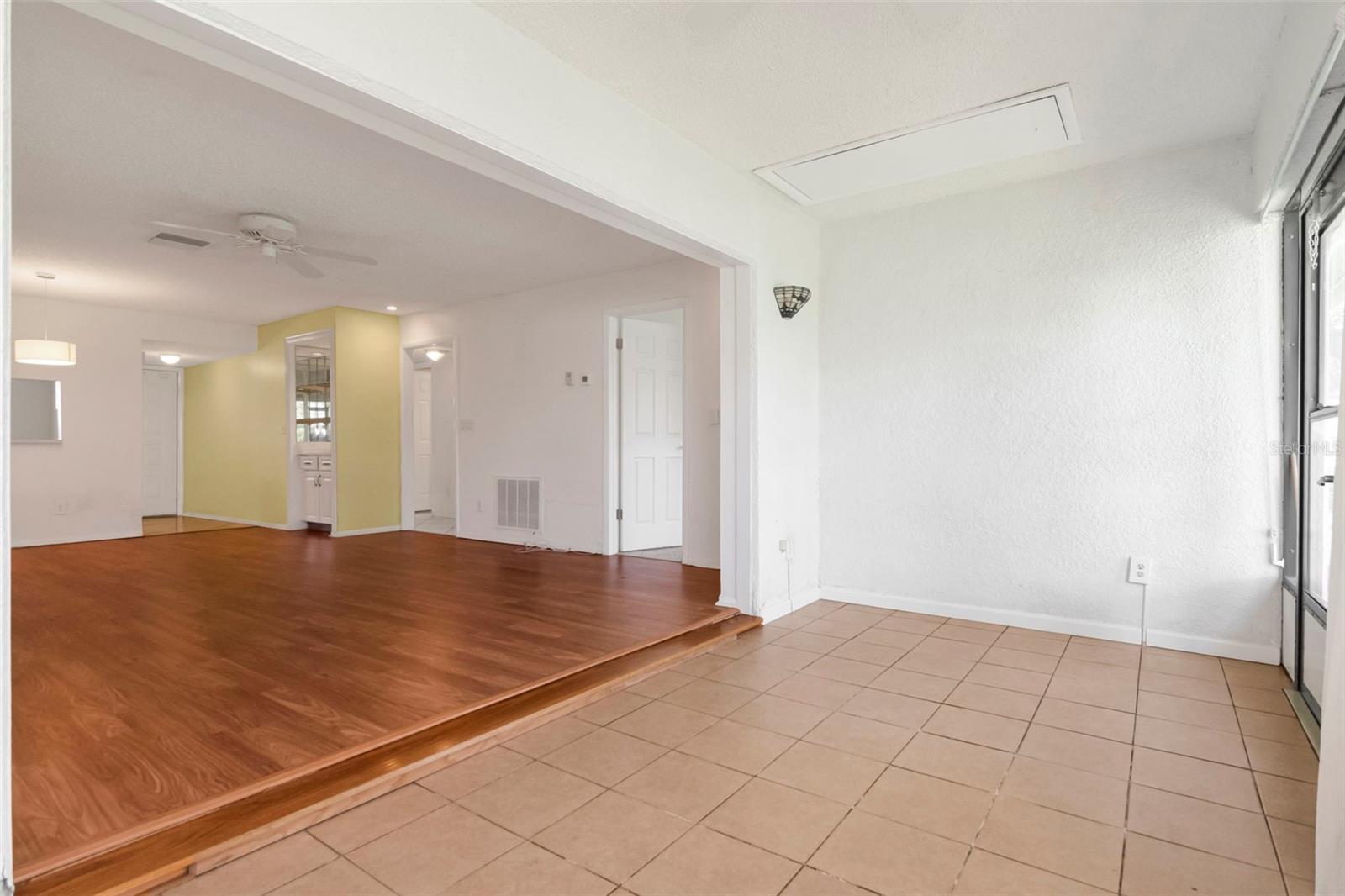 2569 LAURELWOOD DR #11B — photo 21