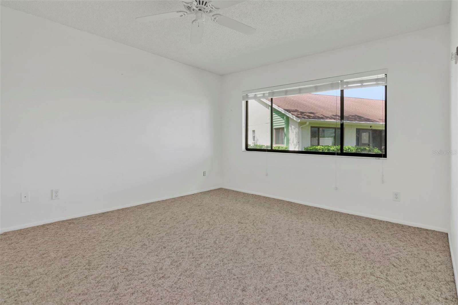 2569 LAURELWOOD DR #11B — photo 23