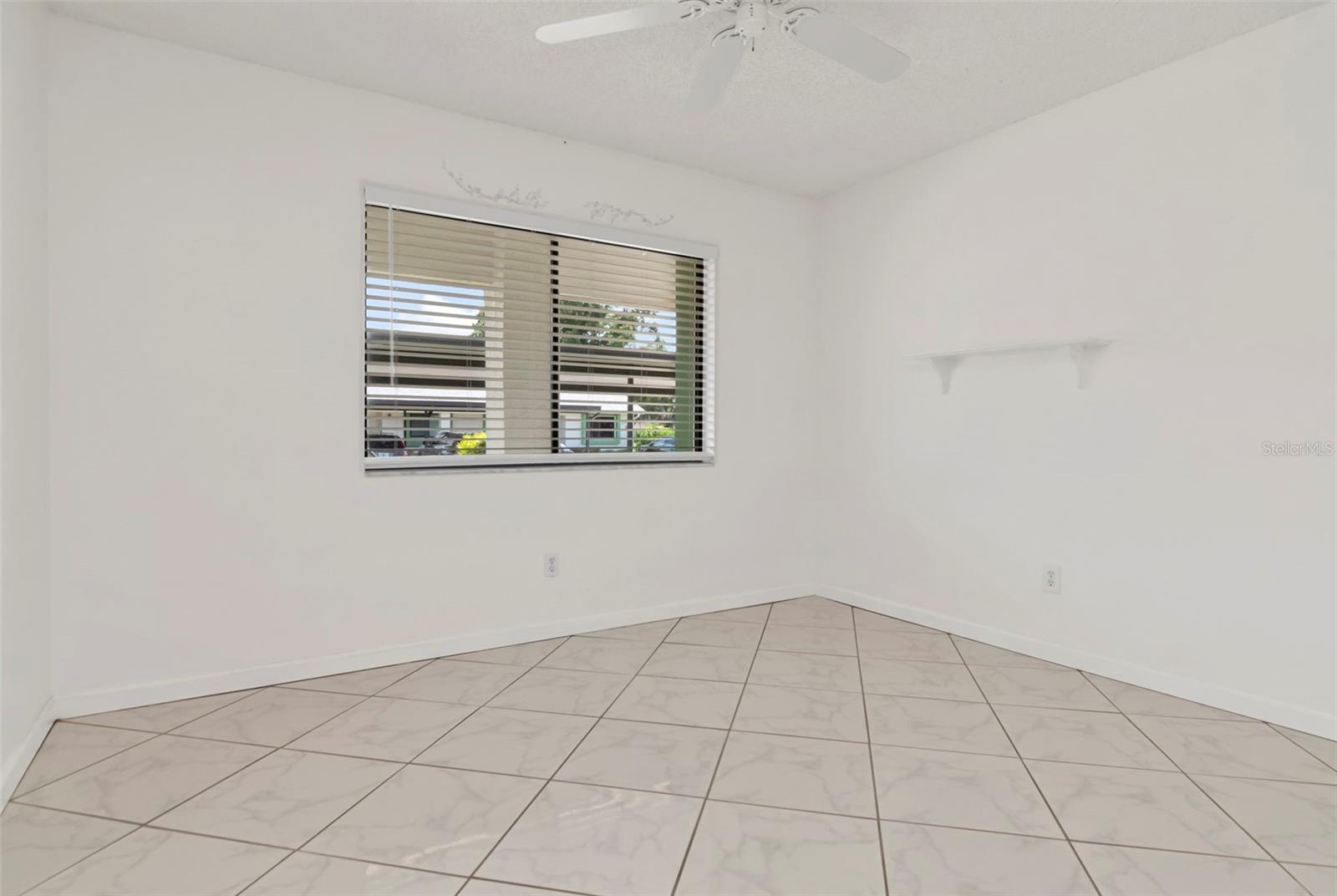 2569 LAURELWOOD DR #11B — photo 30
