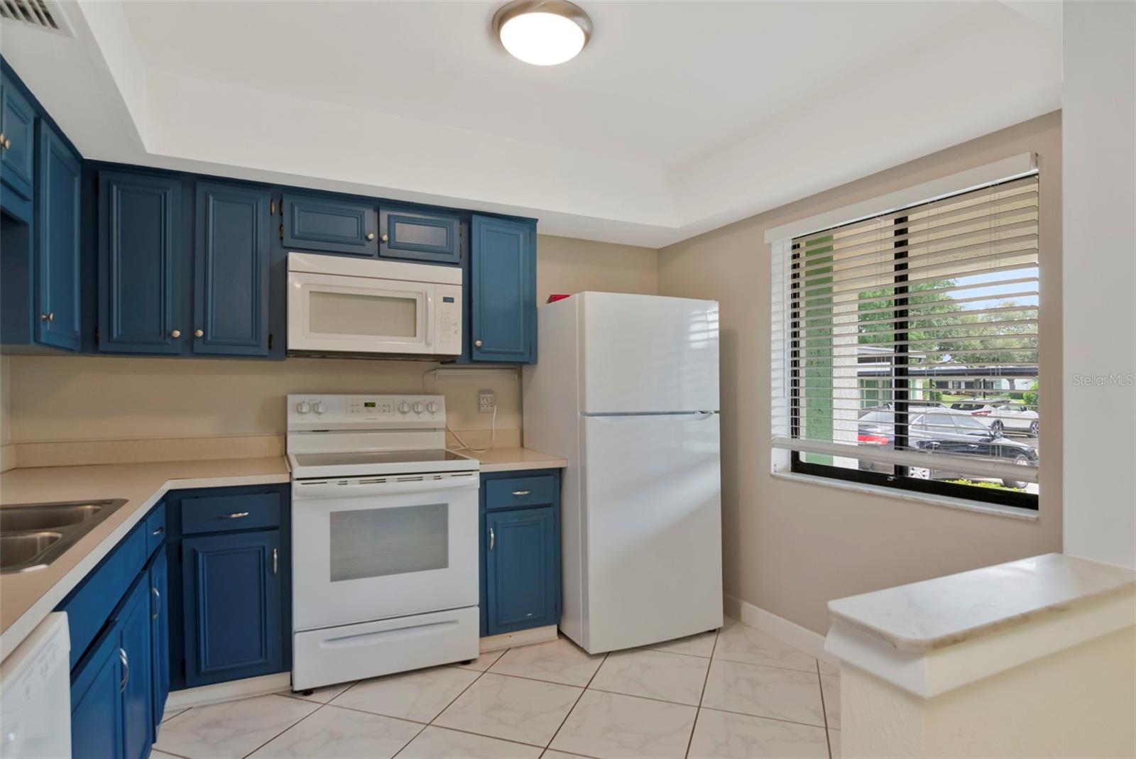 2569 LAURELWOOD DR #11B — photo 8