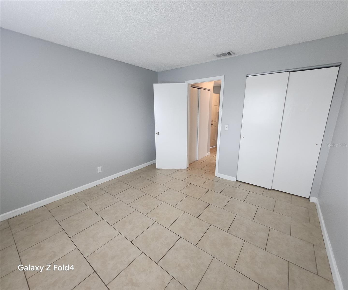 239 RED MAPLE PL — photo 10