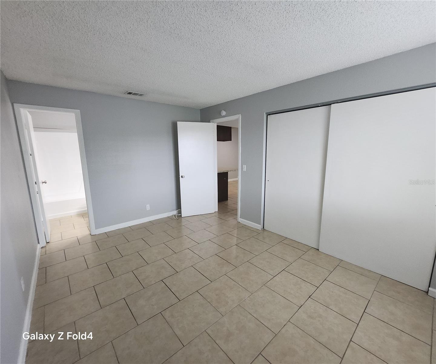 239 RED MAPLE PL — photo 14