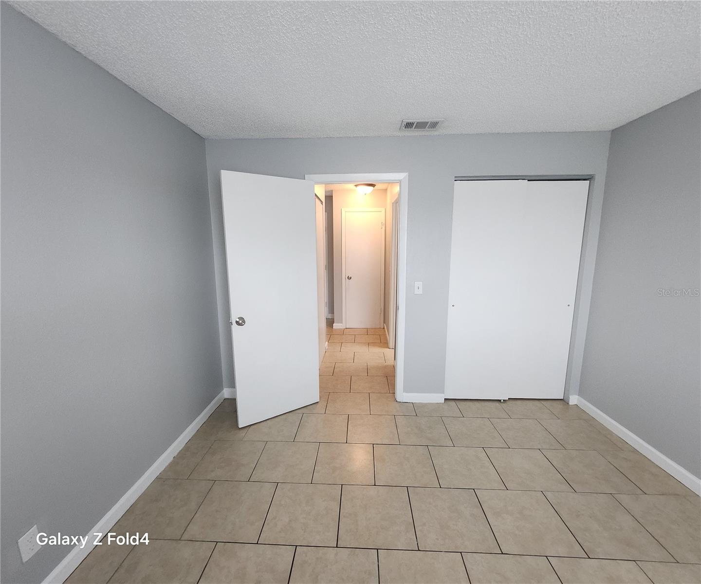239 RED MAPLE PL — photo 11