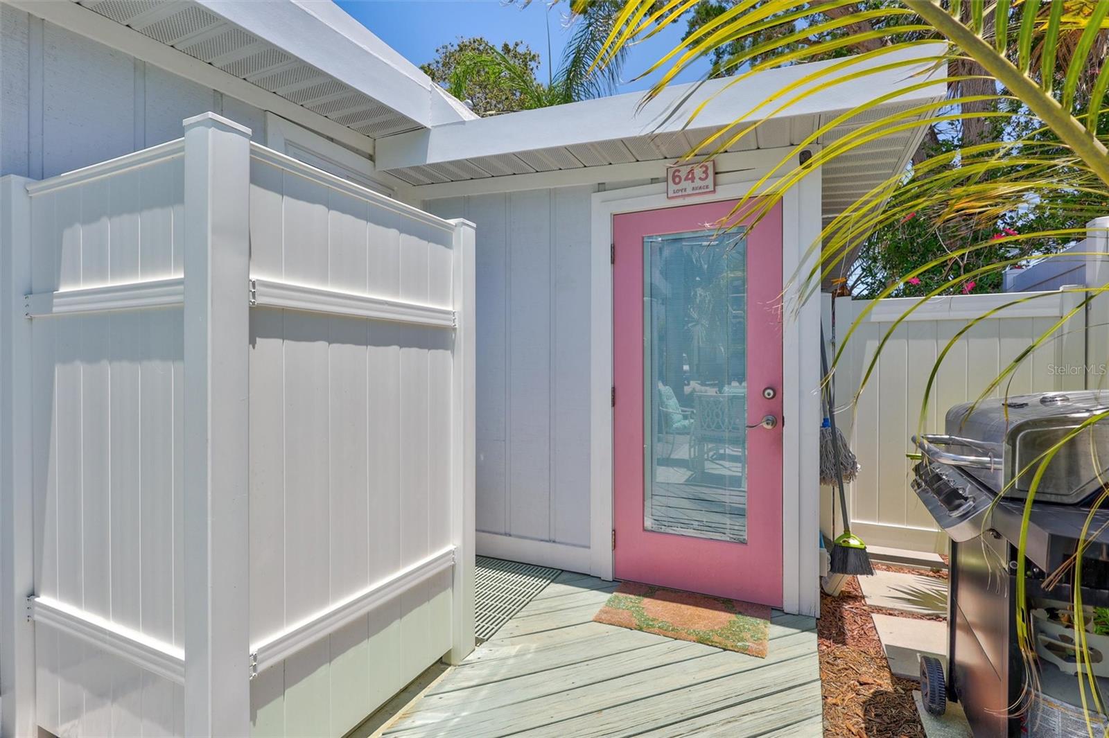 643 CALLE DEL OTONO — photo 29