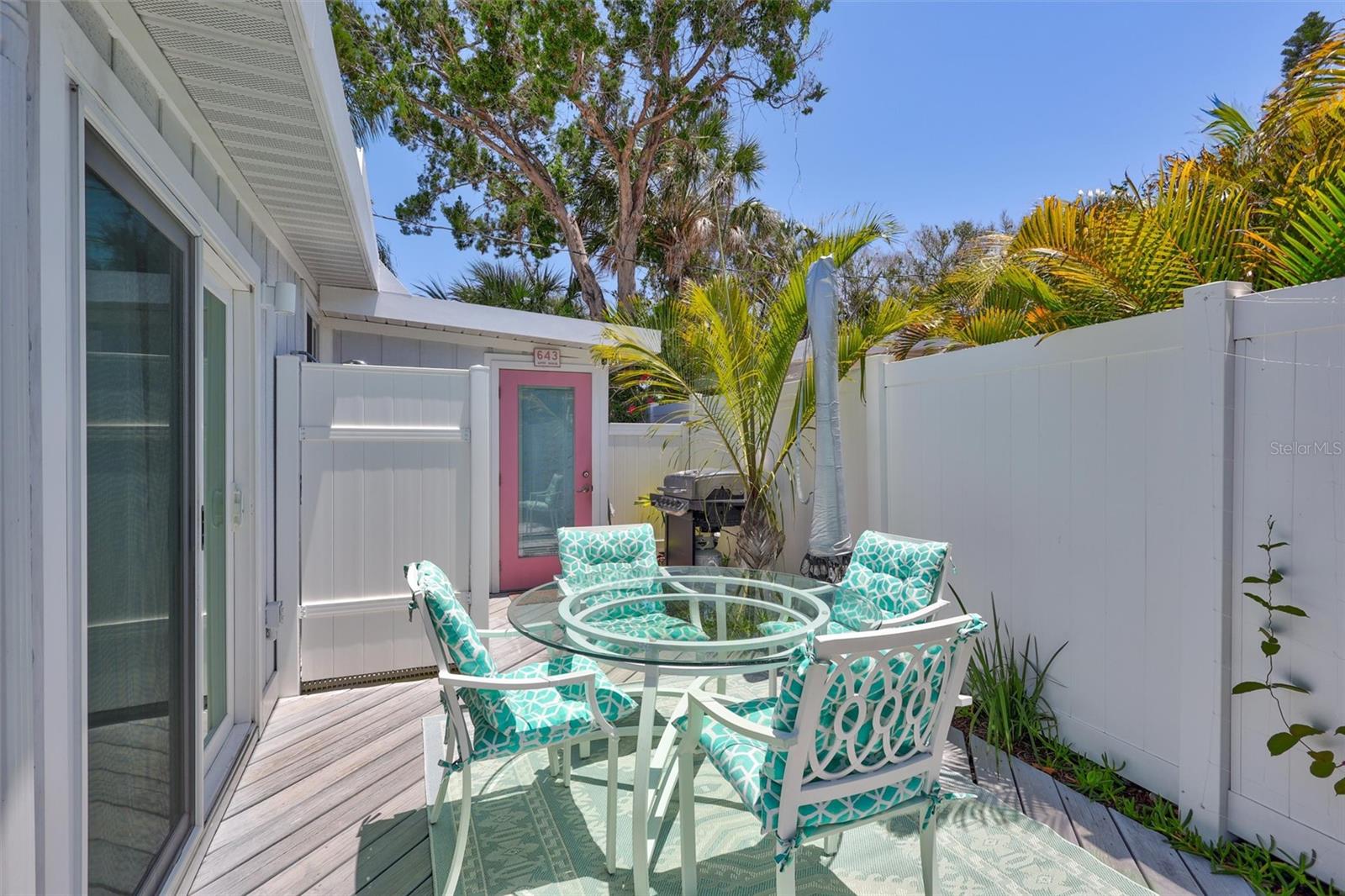 643 CALLE DEL OTONO — photo 35