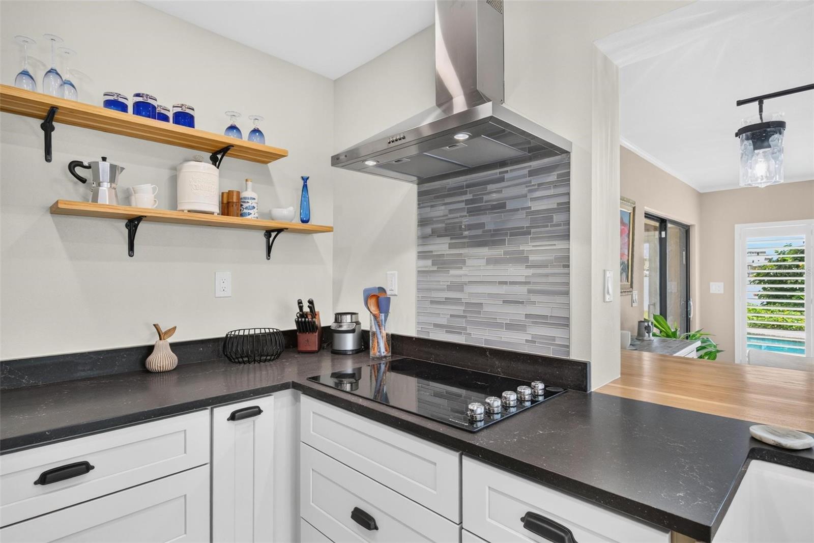 53 DOLPHIN DR — photo 18