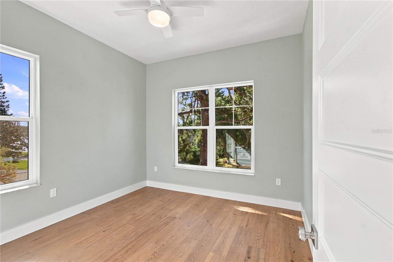 316 INDIANA AVE — photo 32