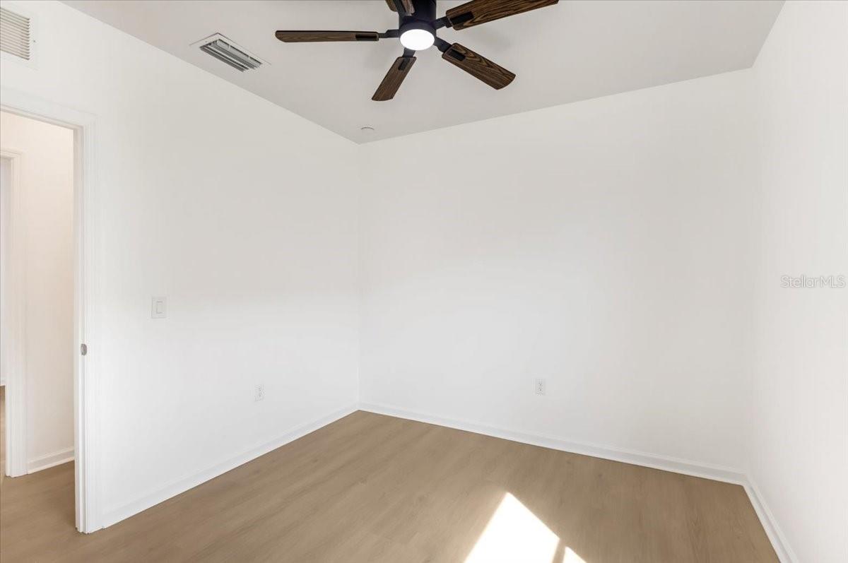 6559 SILVERSTAR DR — photo 27
