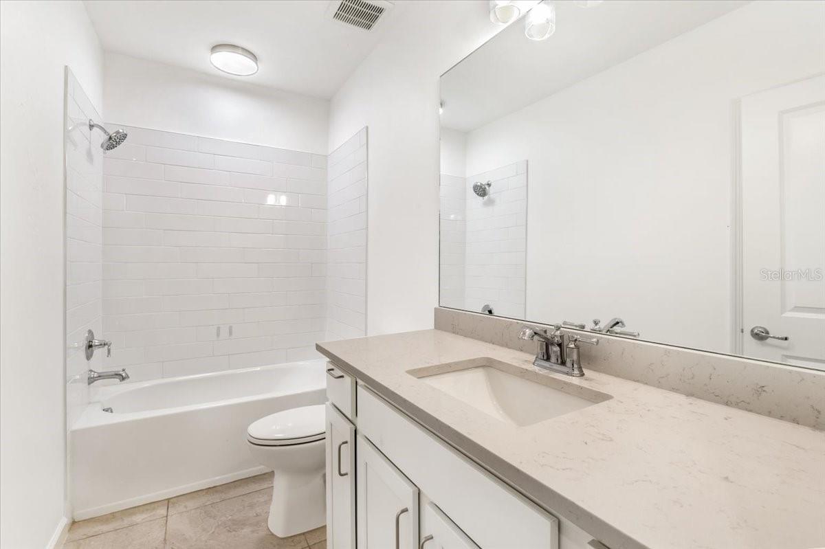 6559 SILVERSTAR DR — photo 24