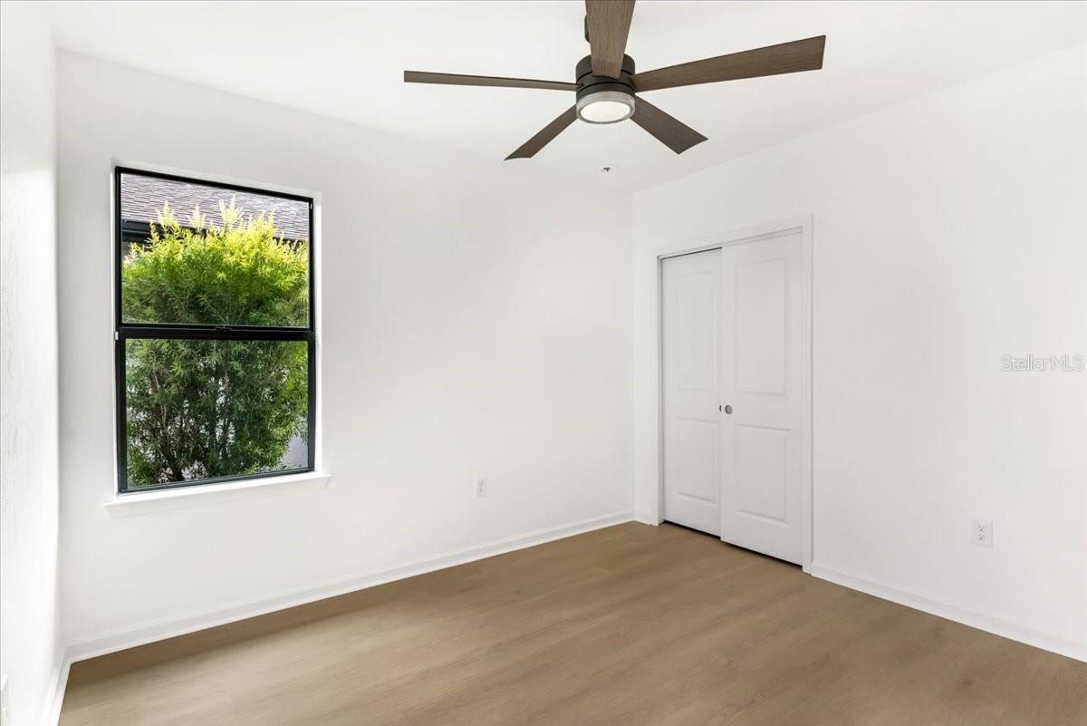 6559 SILVERSTAR DR — photo 23