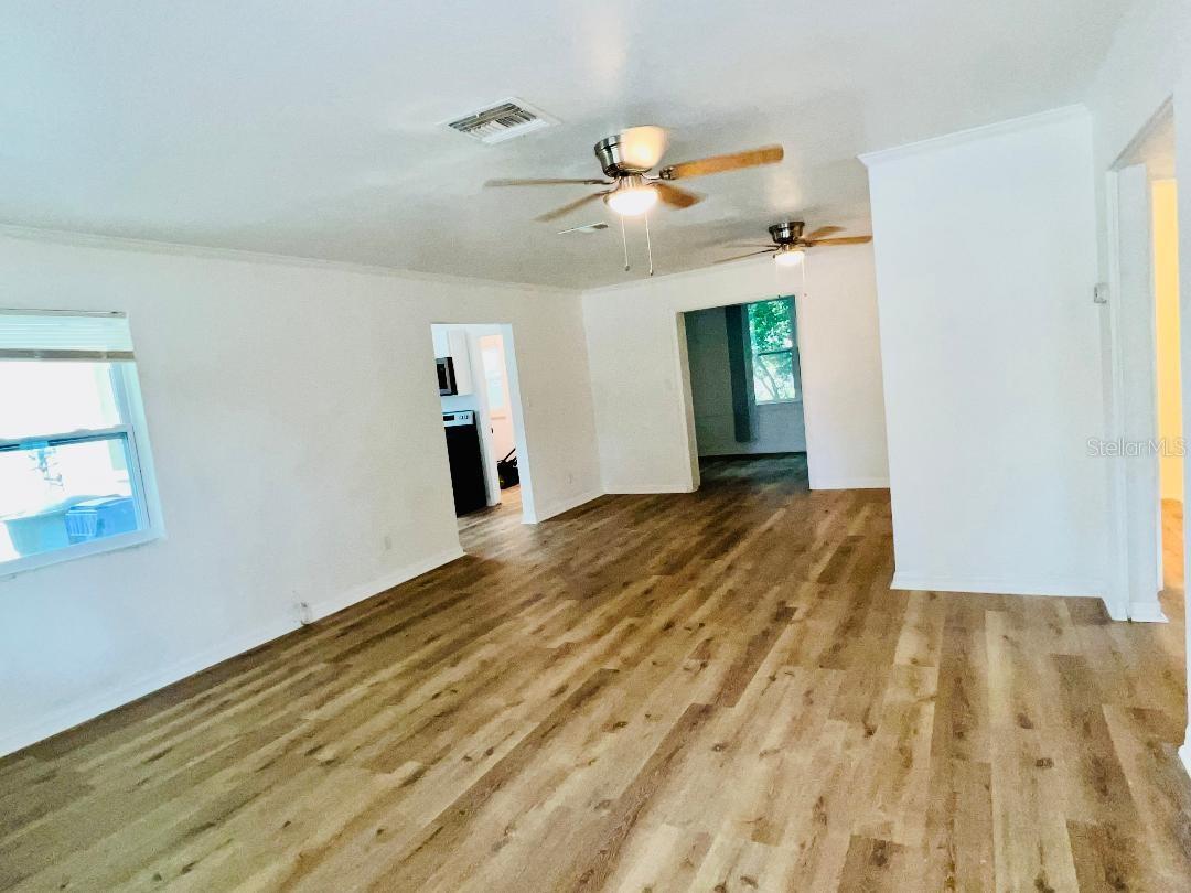 1247 DAVIS RD — photo 11