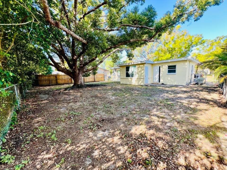 1247 DAVIS RD — photo 20