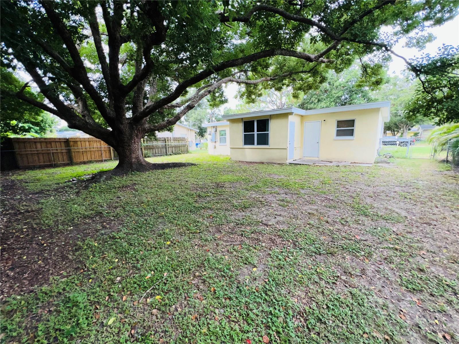 1247 DAVIS RD — photo 23