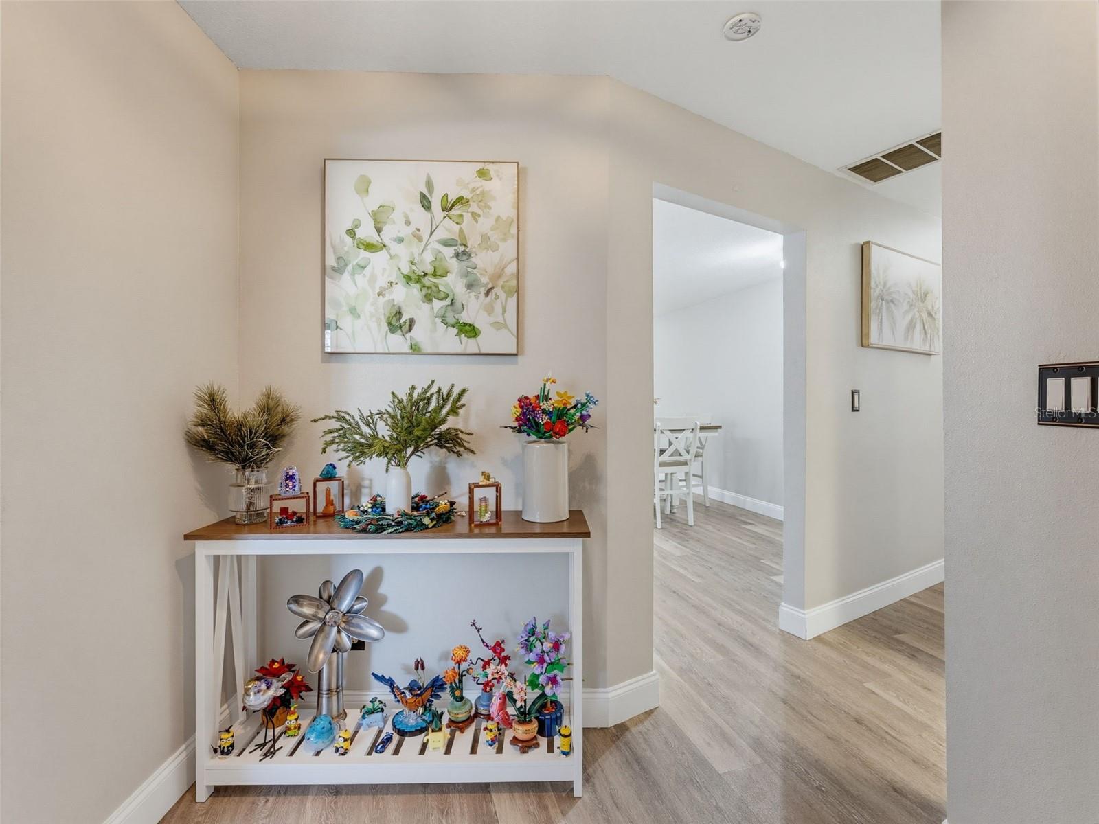 1846 DEL ROBLES DR — photo 8
