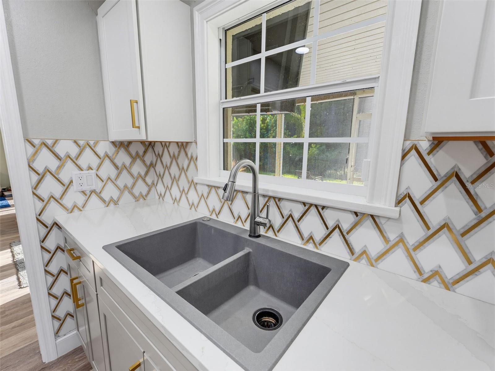 1846 DEL ROBLES DR — photo 14